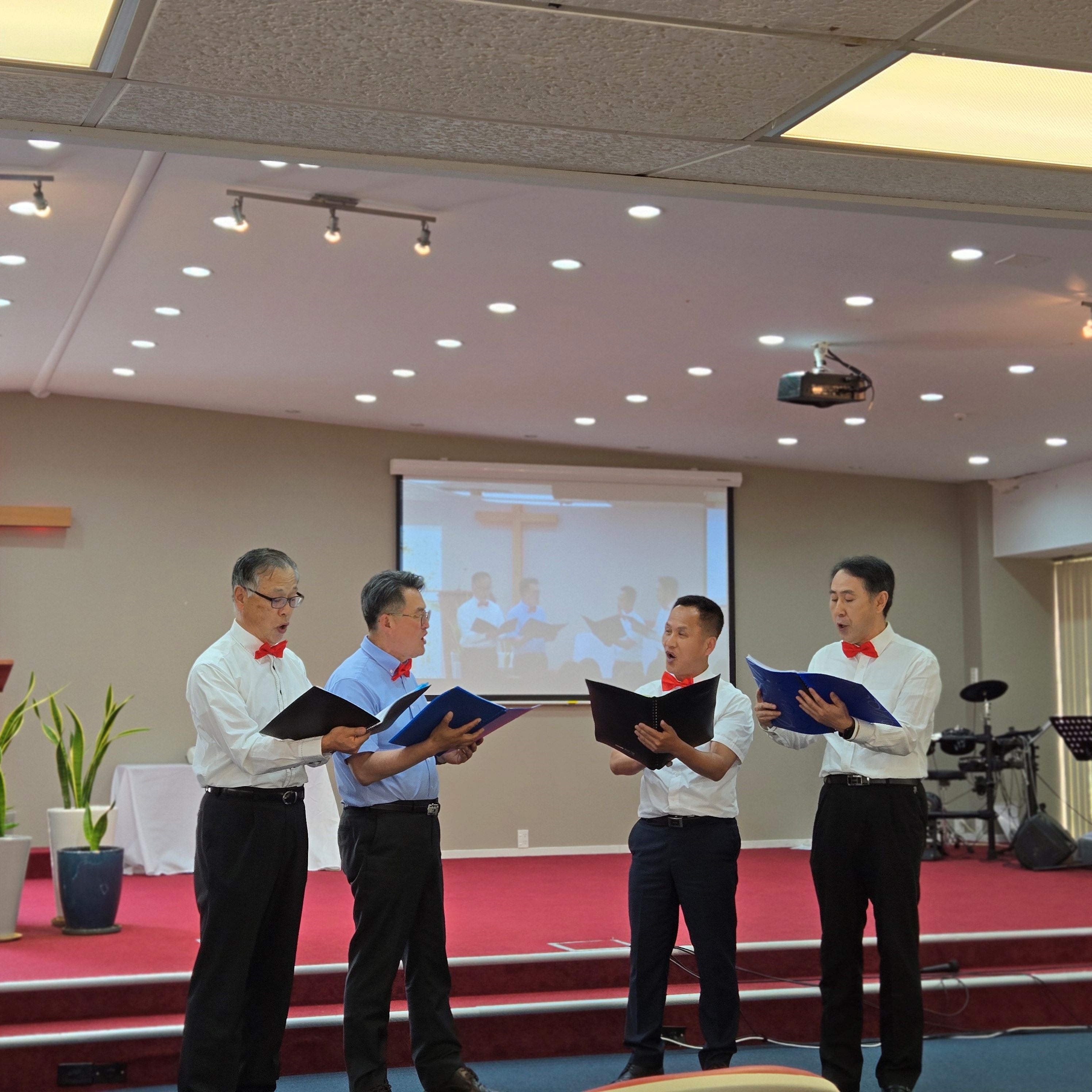 5.남성4중창_4.jpg