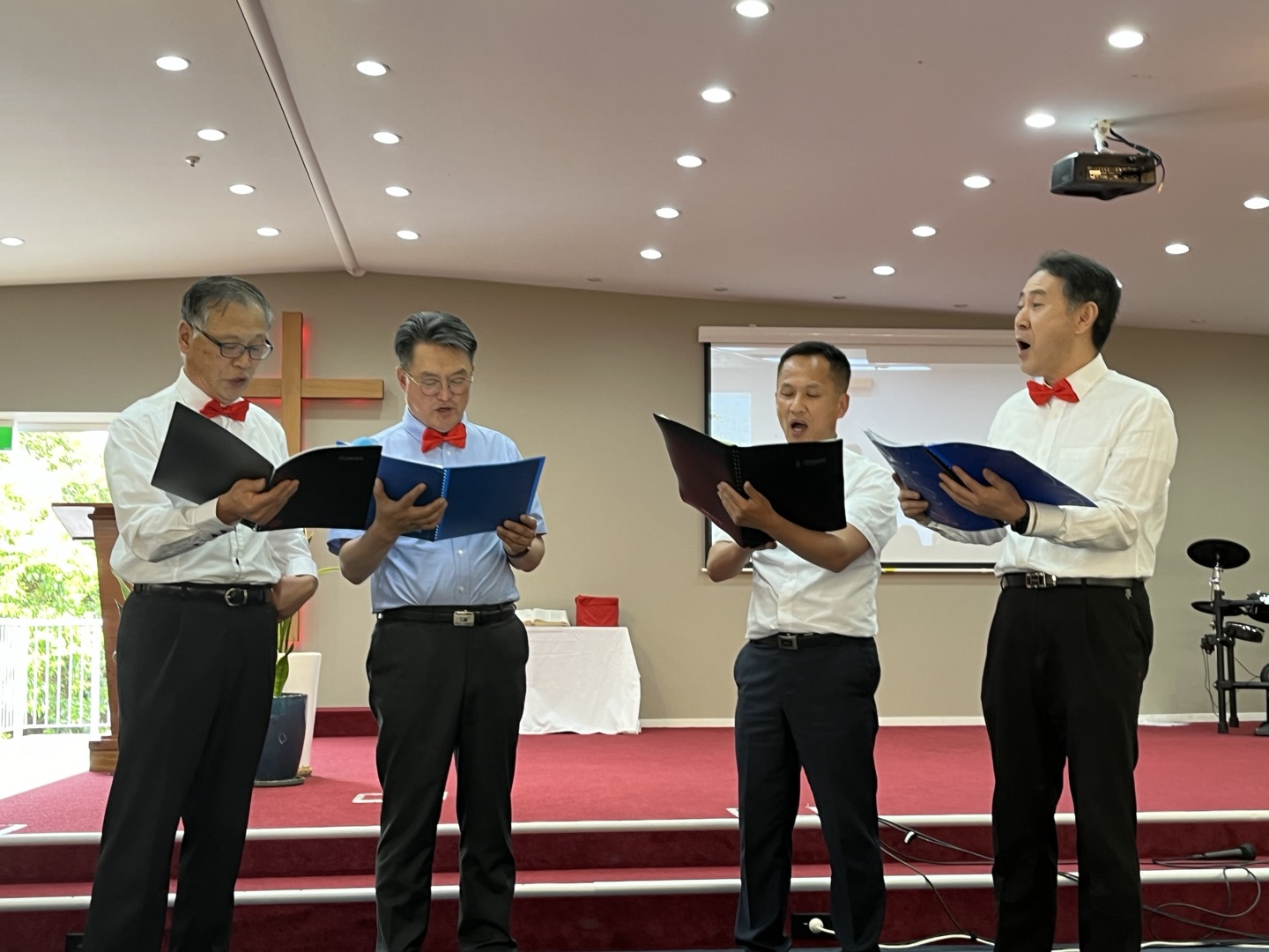 5.남성4중창_1.jpg
